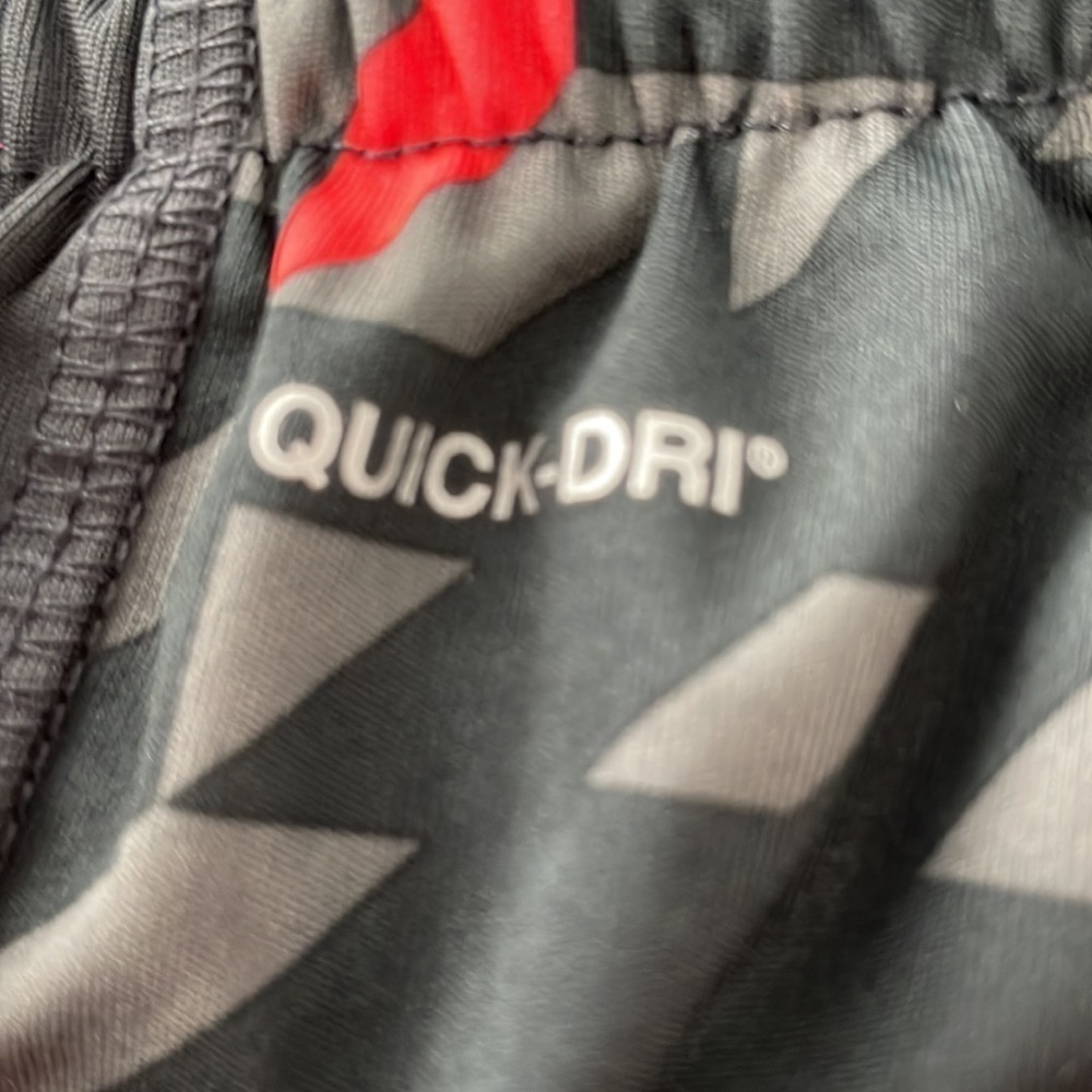 Xersion Quick-Dri Shorts - Picture 6 of 7